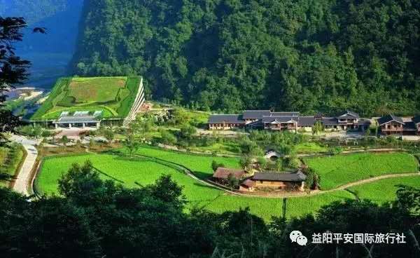 　張家界大峽谷、玻璃橋、黃龍洞品質純玩兩日游c2