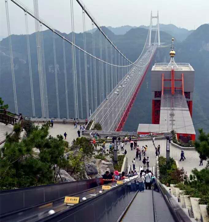 鳳凰古城、晚會、下游沱江泛舟兩日游