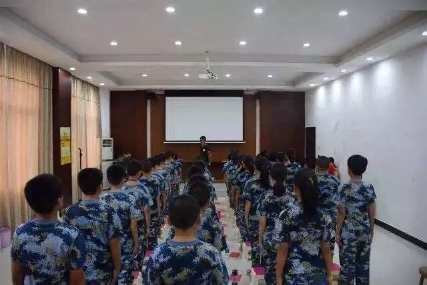 夏令營--長沙軍事營 夏令營--長沙軍事營