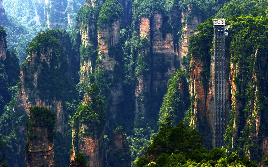 E3線：黃龍洞、張家界、袁家界、天子山、金鞭溪、天門仙山、夯吾苗寨、鳳凰古城“湘西完美之旅”品質(zhì)純玩4晚5日游