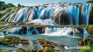 貴州黃果樹大瀑布、梵凈山、西江千戶苗寨、荔波大小七孔、鎮(zhèn)遠(yuǎn)古城遵義會(huì)議會(huì)址、息烽集中營汽車七日游