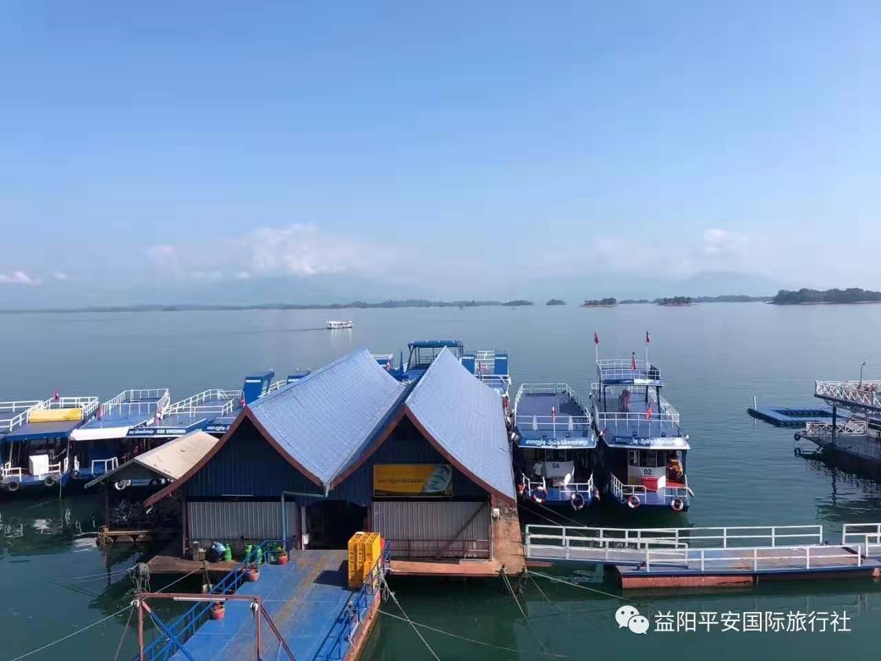 老撾?萬(wàn)象、萬(wàn)榮、瑯勃拉邦雙飛六日游