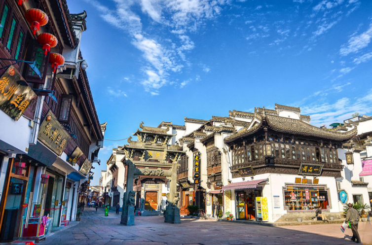 黃山、秀水千島湖、水墨宏村、西遞徽州古城高鐵純玩5日游